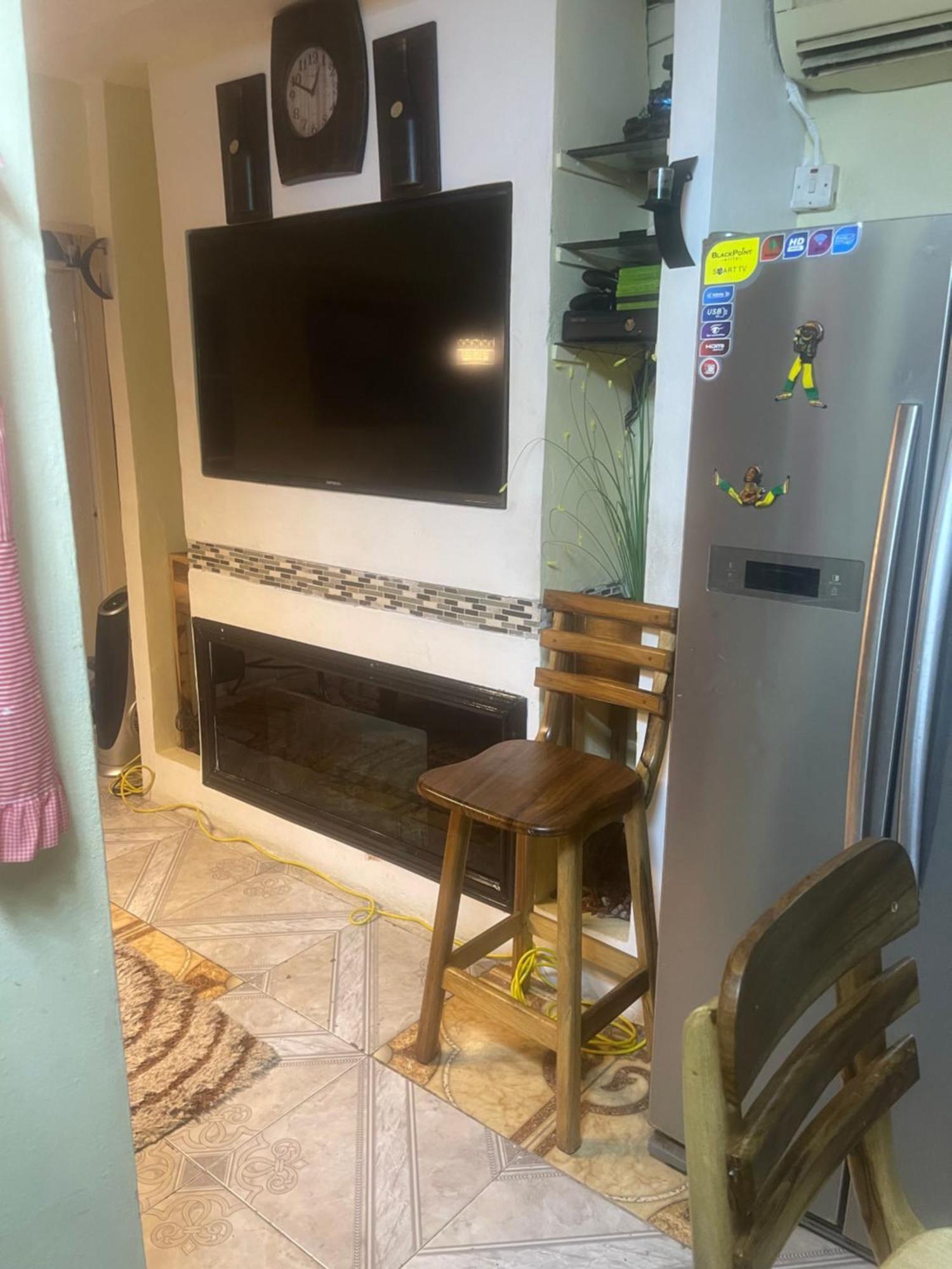 Jamaican R Home Kingston Dış mekan fotoğraf